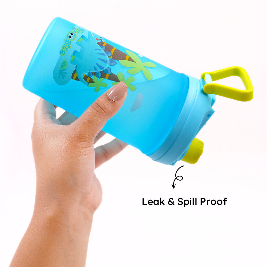 Wild Dino Water Bottle - For Easy Sips & Sups