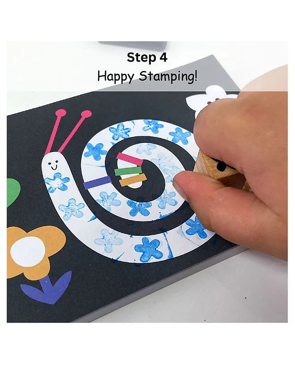 Scoobies Stamp Paint Art Set – Mess Free 19 Pieces Creative Activity with Wooden Stamps & Inks